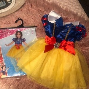 Disney toddler Snow White costume